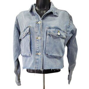 Love Tree Cropped Denim Jacket With Pockets Button Frayed Hem Womens Medium New